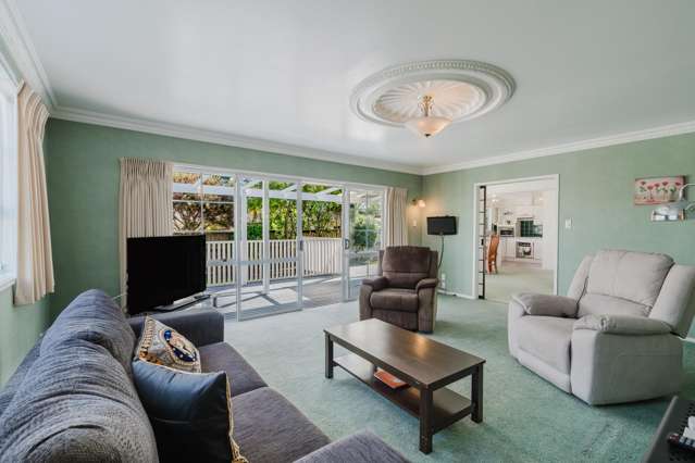 17 Sandalwood Drive Dinsdale_2