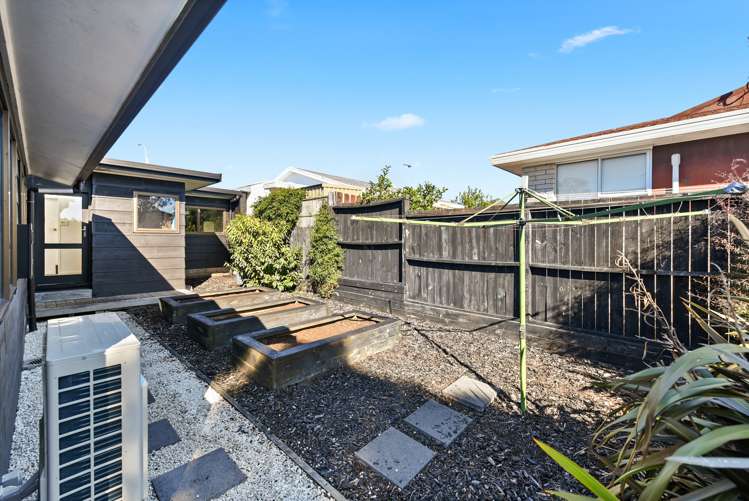 4 Leonard Place Dinsdale_18