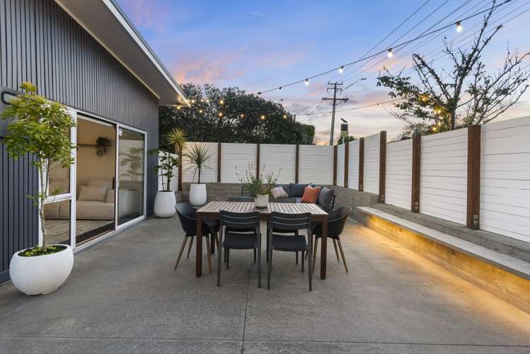 15 Eskdale Road Birkdale_8