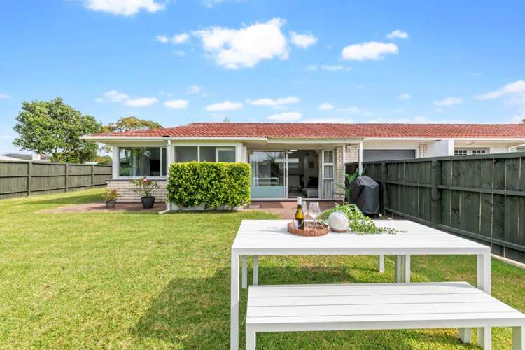 2/67 Edgewater Drive Pakuranga_4