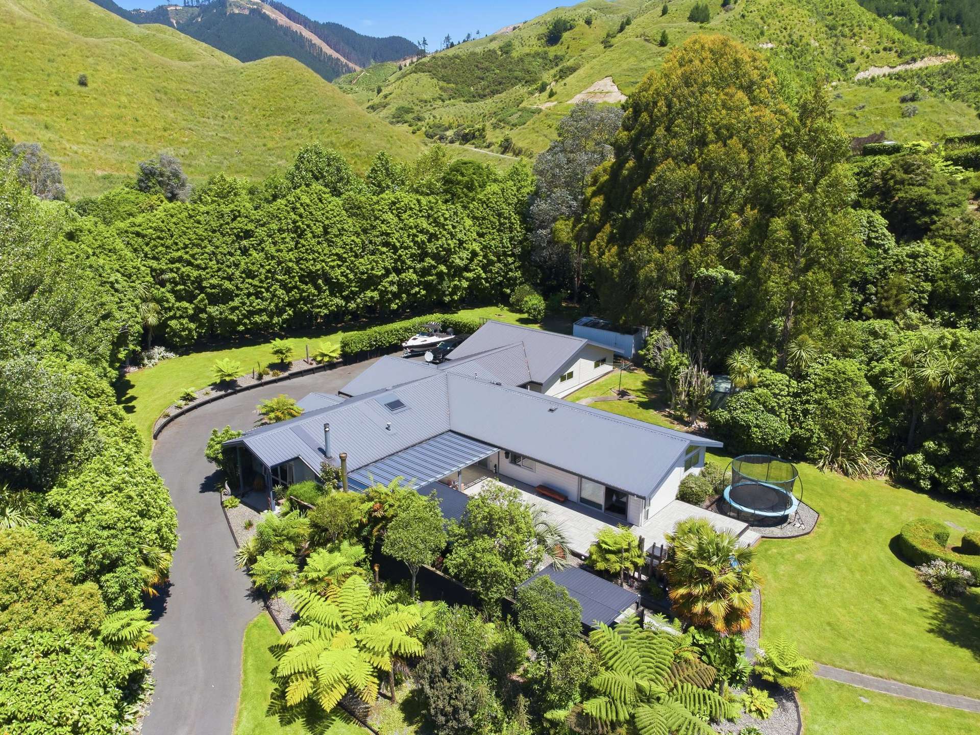 126 Maui Pomare Road Nikau Valley_0