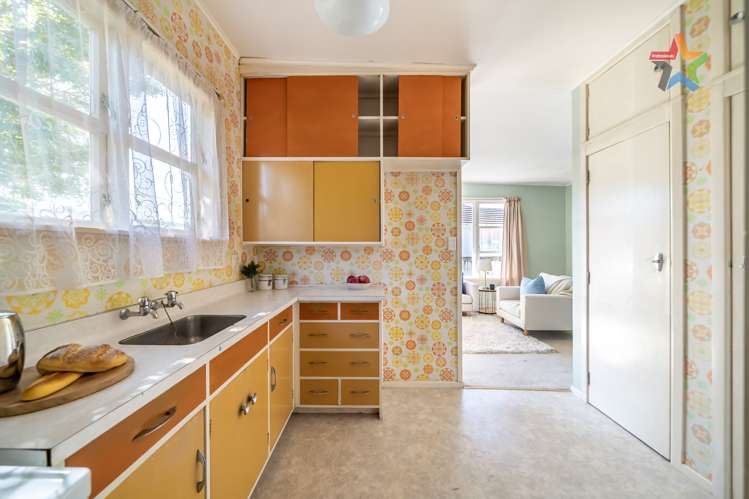 6 Foster Street Taita_19