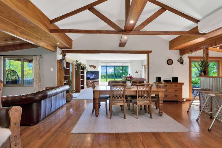 1805 Cust Road Cust_10