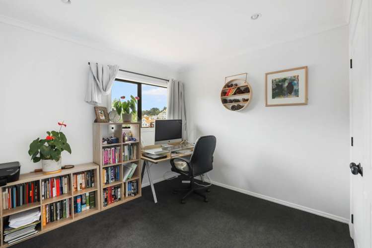 42 Parkwood Crescent Gulf Harbour_12