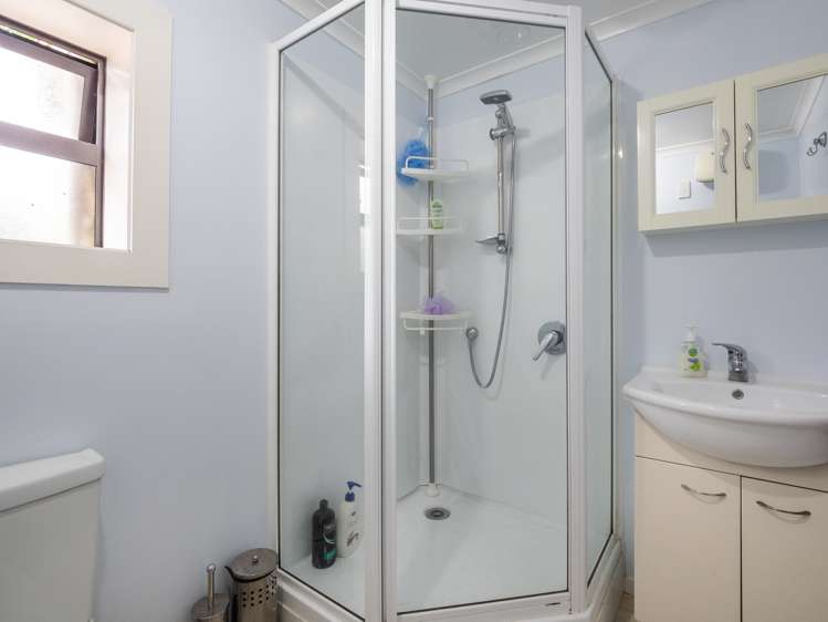 33 Roy Crescent Concord_13