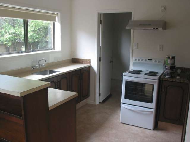 2/8 Brook Street Milford_2