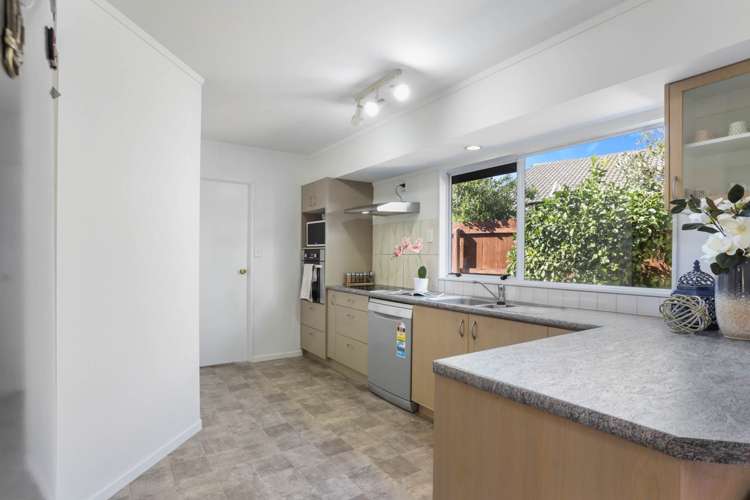 8a Sheriff Place Randwick Park_7