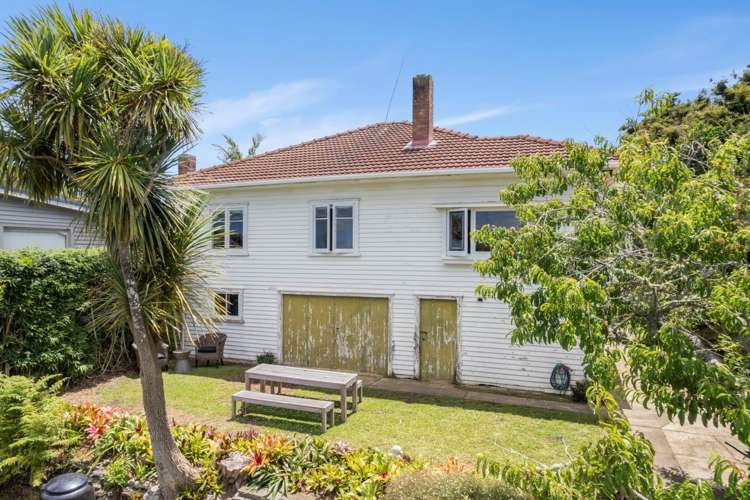 54 Seacliffe Road Hillsborough_16