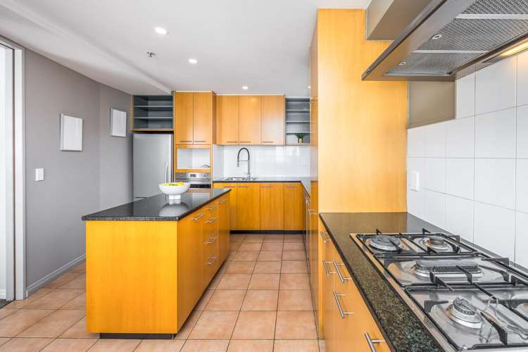 7C/14 Emily Place Auckland Central_9