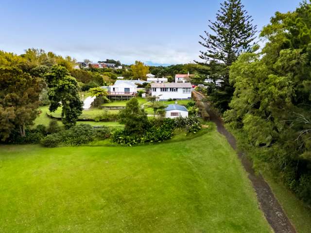 13 Wiremu Place Blagdon_1