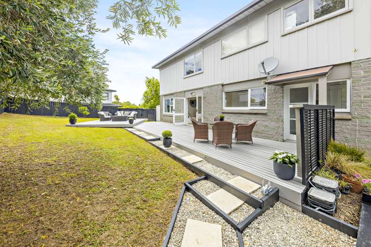 2/3 Hubert Henderson Place Remuera_13