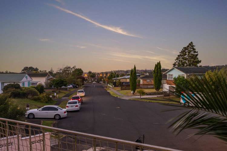 13 Patricia Place Hillpark_24