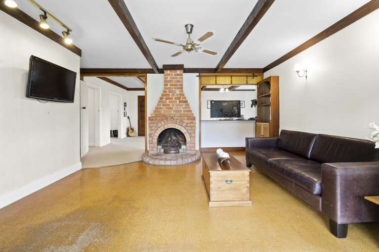 73 Massey Road Rotoorangi_7