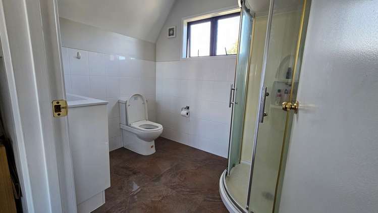 19a Crystal Avenue Glendene_13