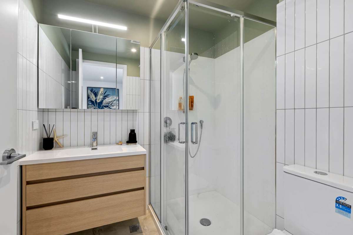 9/40 Waiparaheka Drive_3