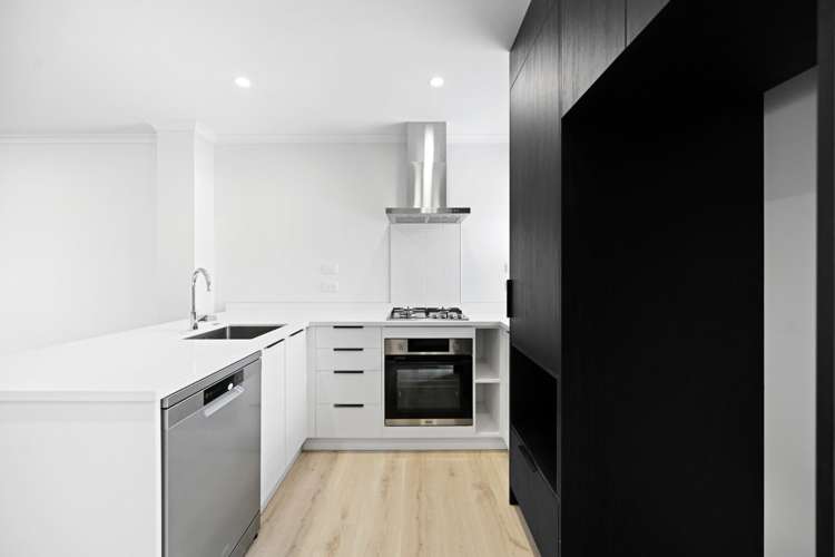 6/8 Ngaere Avenue 1053_3