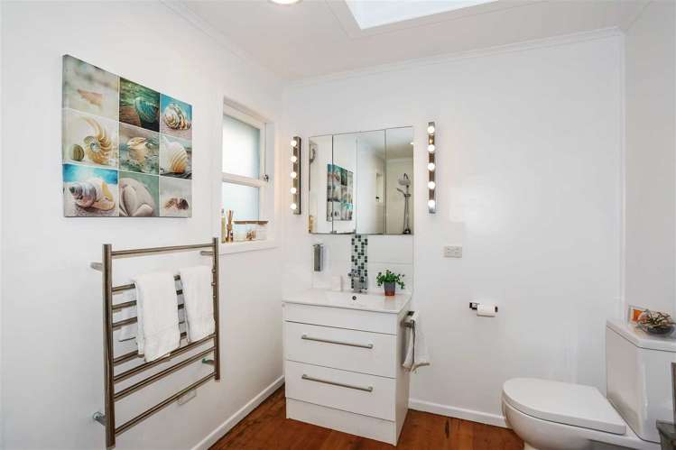 104 Kaihau Road Waiuku_18