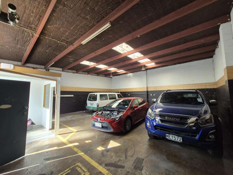 2/22 Cartwright Road Kelston_1