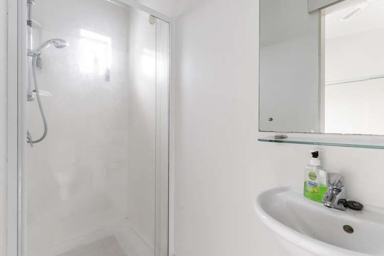 5/150 Chapel Road Flat Bush_14