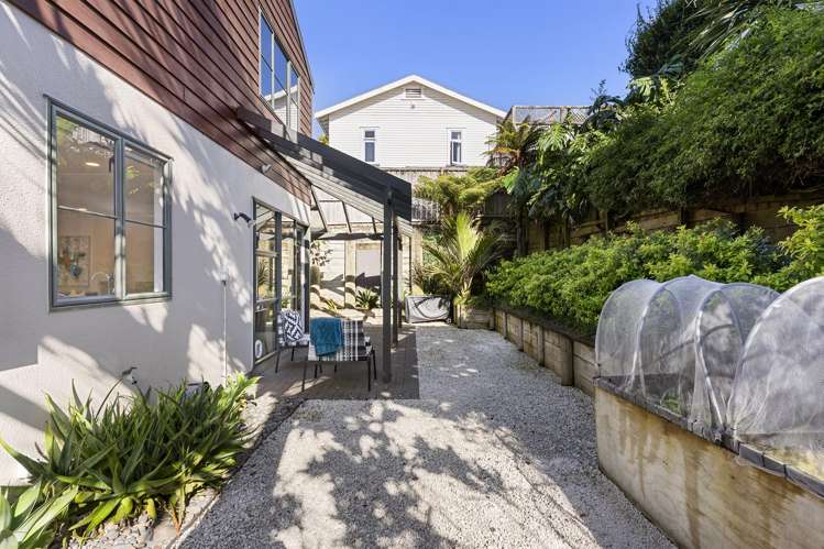 2/20 Quadrant Road Onehunga_22