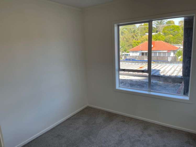 243 Henderson Valley Road Henderson_12