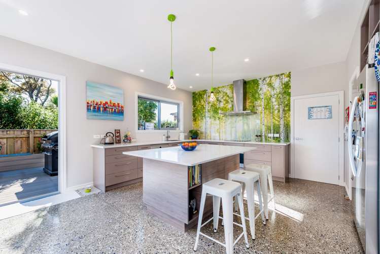 30a Rewarewa Road Te Atatu Peninsula_0