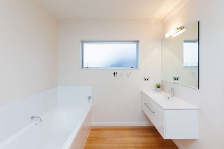 11 Manhattan Court Kelvin Grove_18