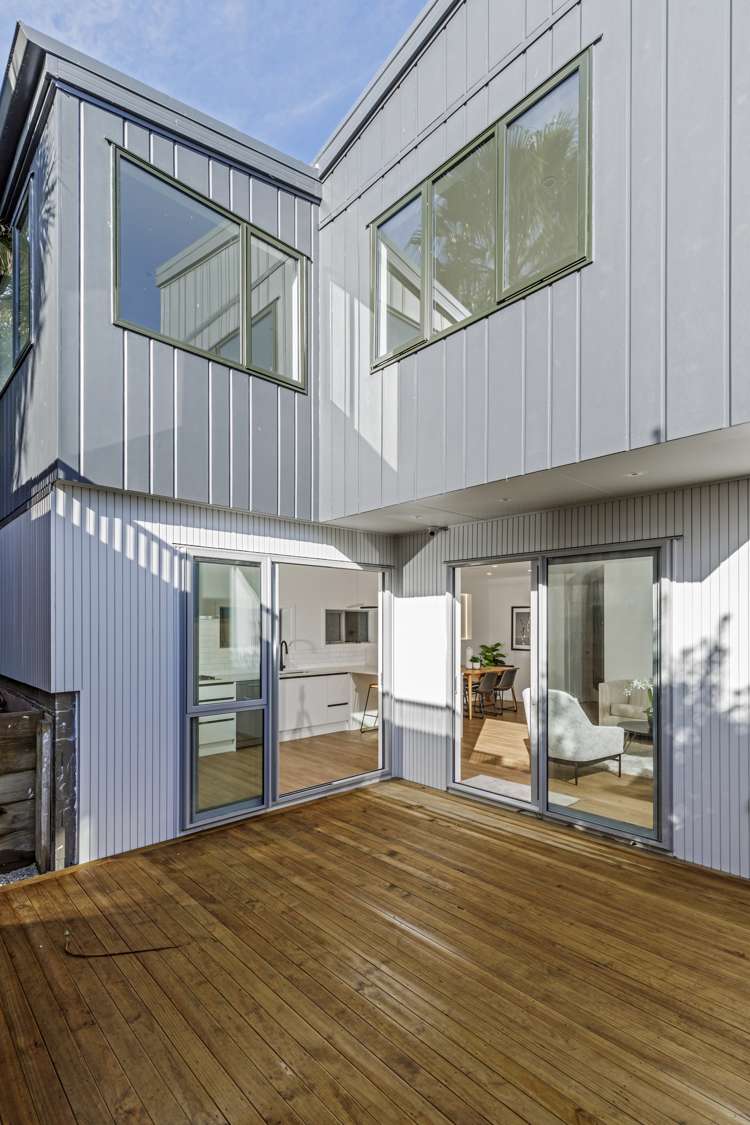 4/3c Long Bay Drive Torbay_11