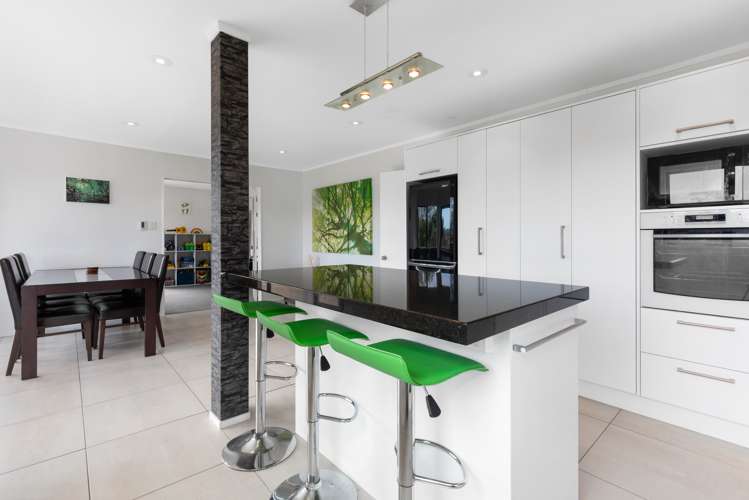 6 Saunders Close Whitby_3