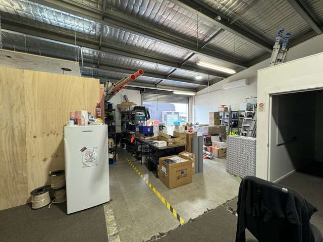 2/46 Holden Street Onekawa_2