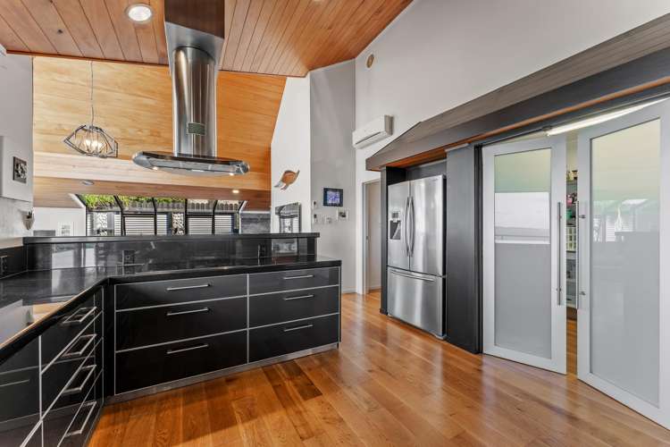 5 Kotare Place Sandspit_16