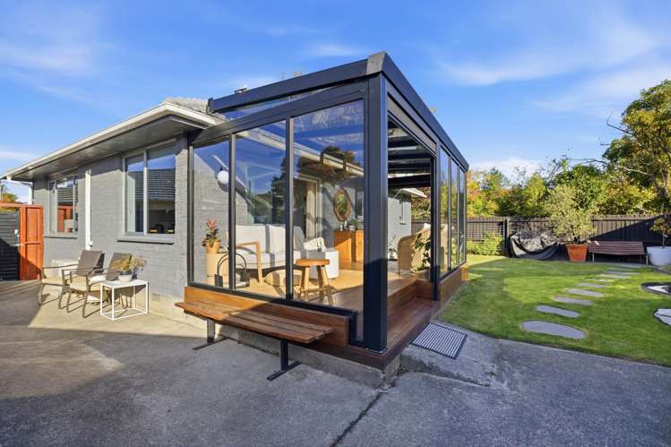 42 Trafford Street Harewood_9