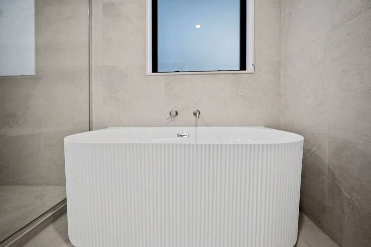 17 Tupa Street Long Bay_33