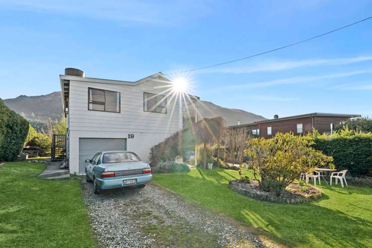 19 Parry Crescent Lake Hawea_15