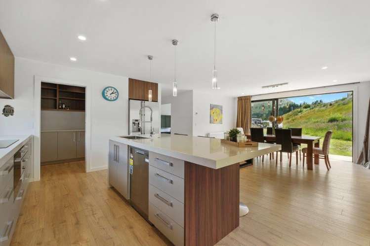 10 Peterley Road Lower Shotover_1