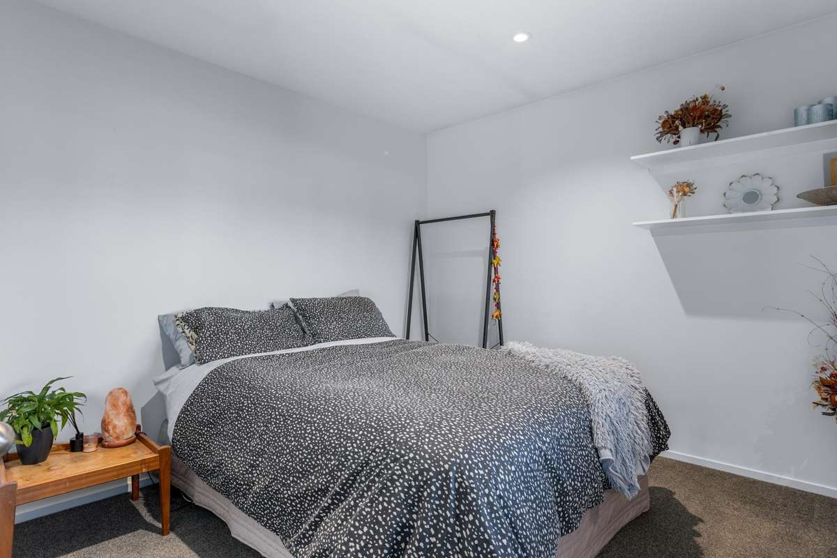 4 Gwen Place_4