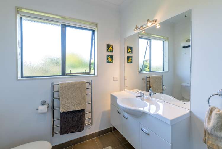 81 Pohutukawa Drive Levin_12