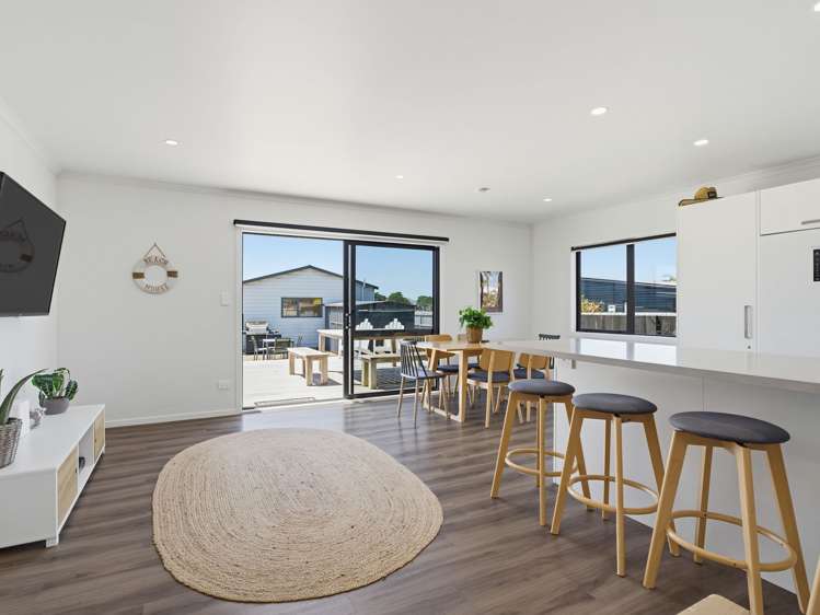 113 Kelly Jade Avenue Matarangi_15
