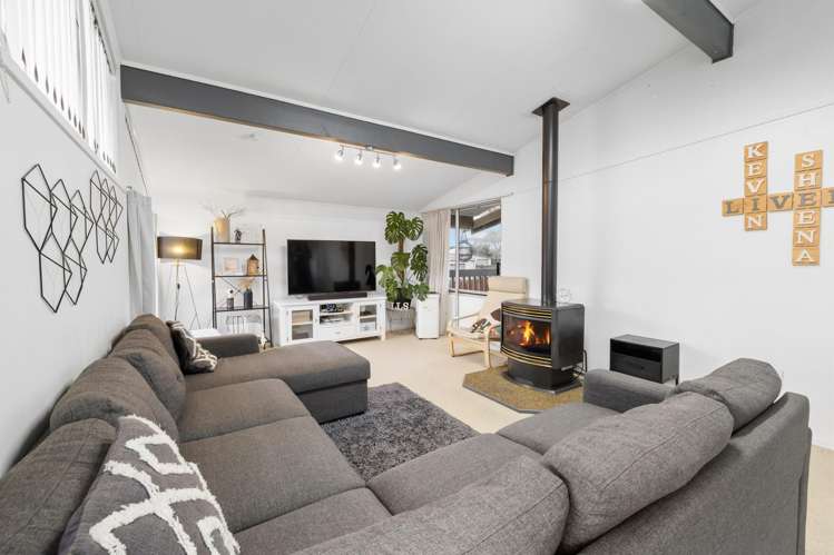 17 Rewarewa Street Owhata_3