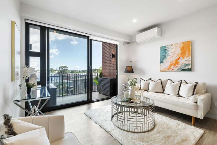 209/10 Awataha Drive Northcote_5