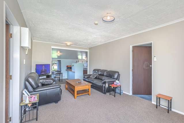 22 Rangitane Street Himatangi Beach_4