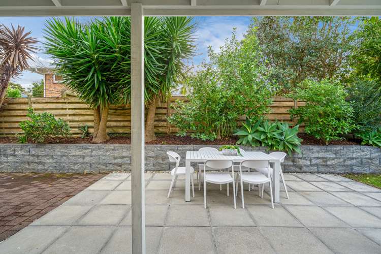 2/1 Totara Grove Hillcrest_13
