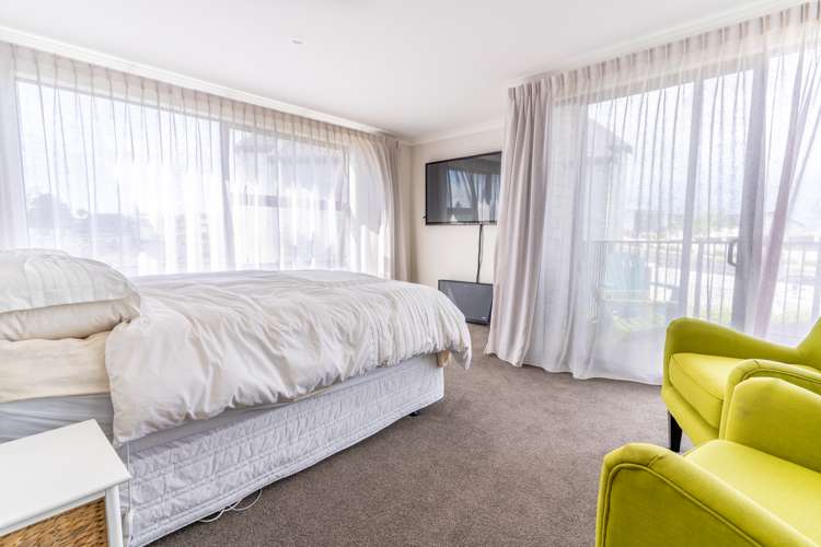 7 Boyack Drive Temple View_12