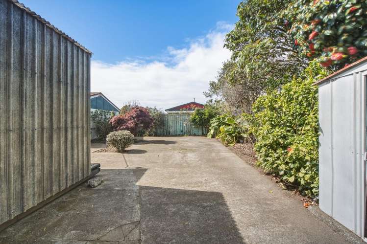 72 Broadway Waitara_18