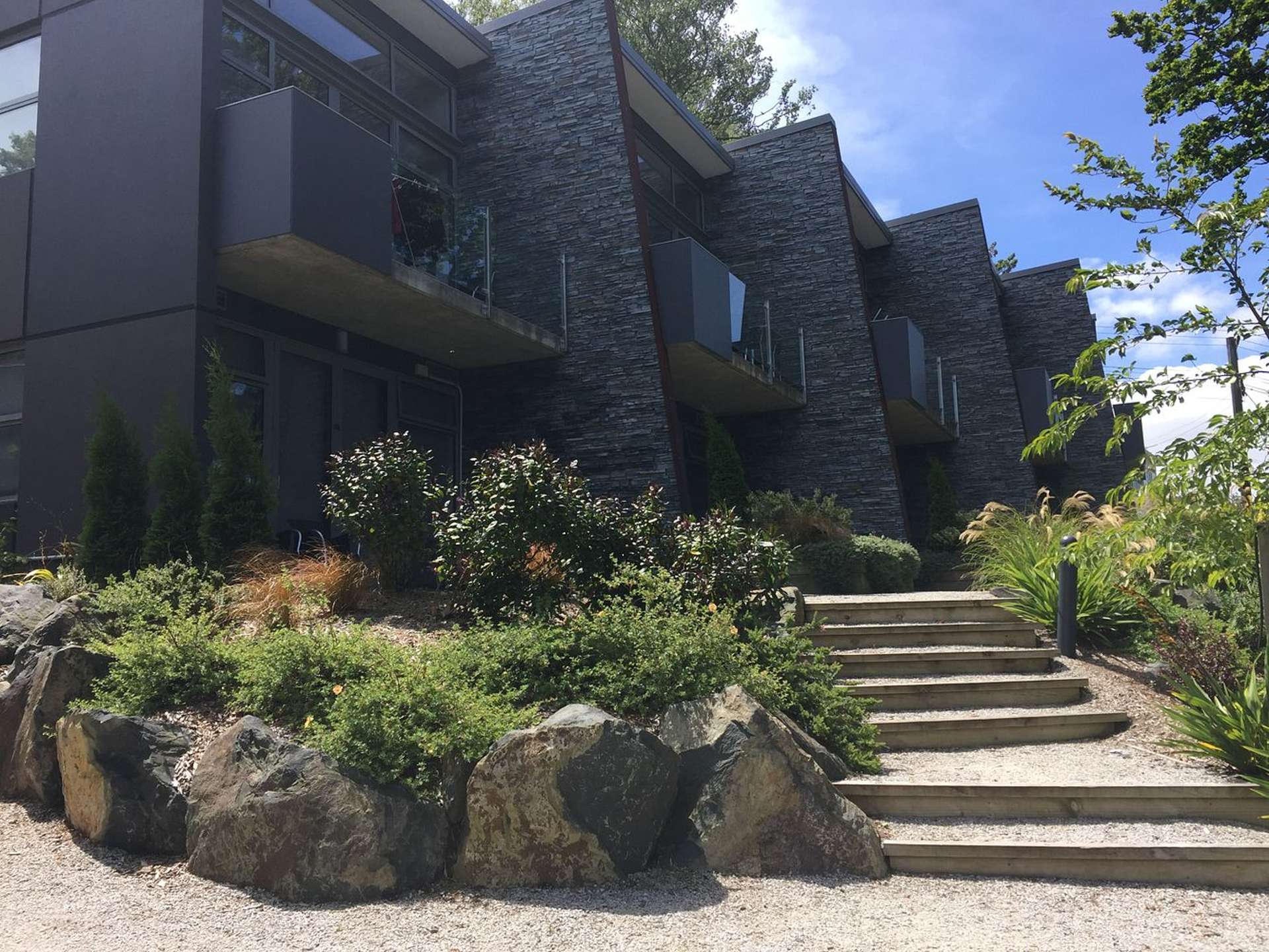 50/61 North Road North East Valley_0