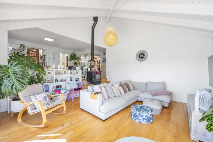 1126 Whangaparaoa Road Tindalls Beach_5