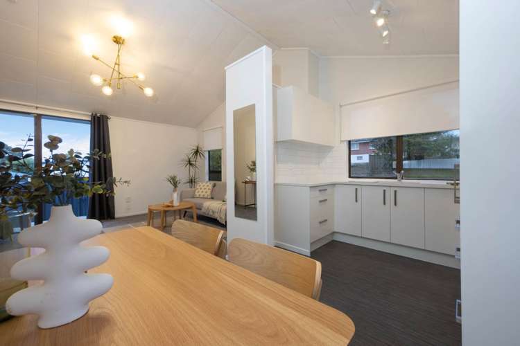 1/112 Colwill Road Massey_5