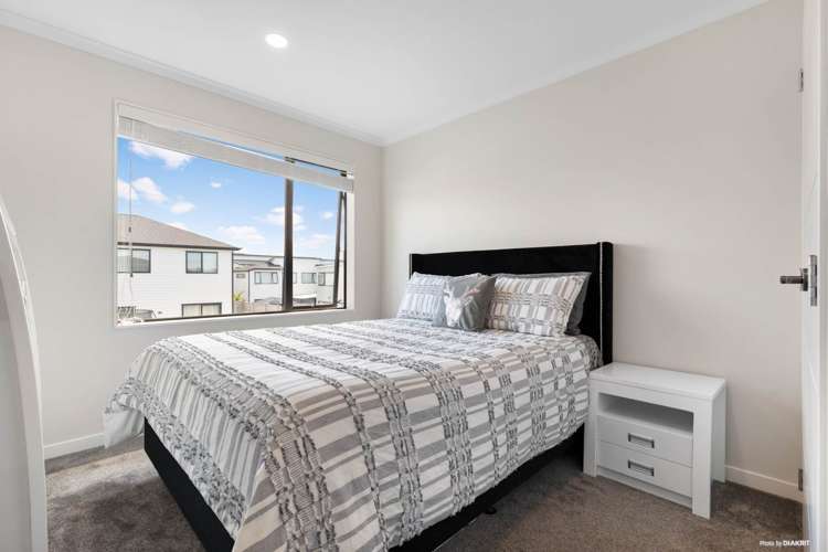 13 Treloar Crescent Hobsonville_15