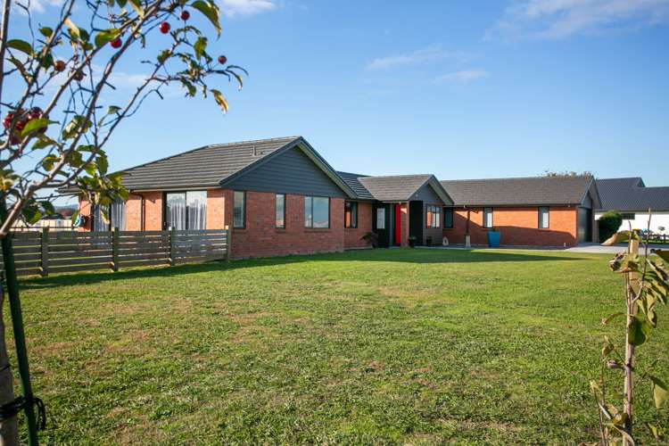 43 Seachange Drive Leamington_18