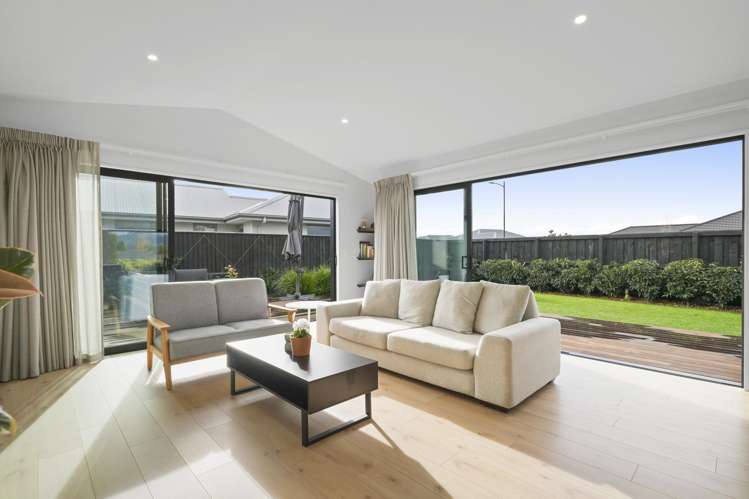 13 Halpin Drive Lincoln_8